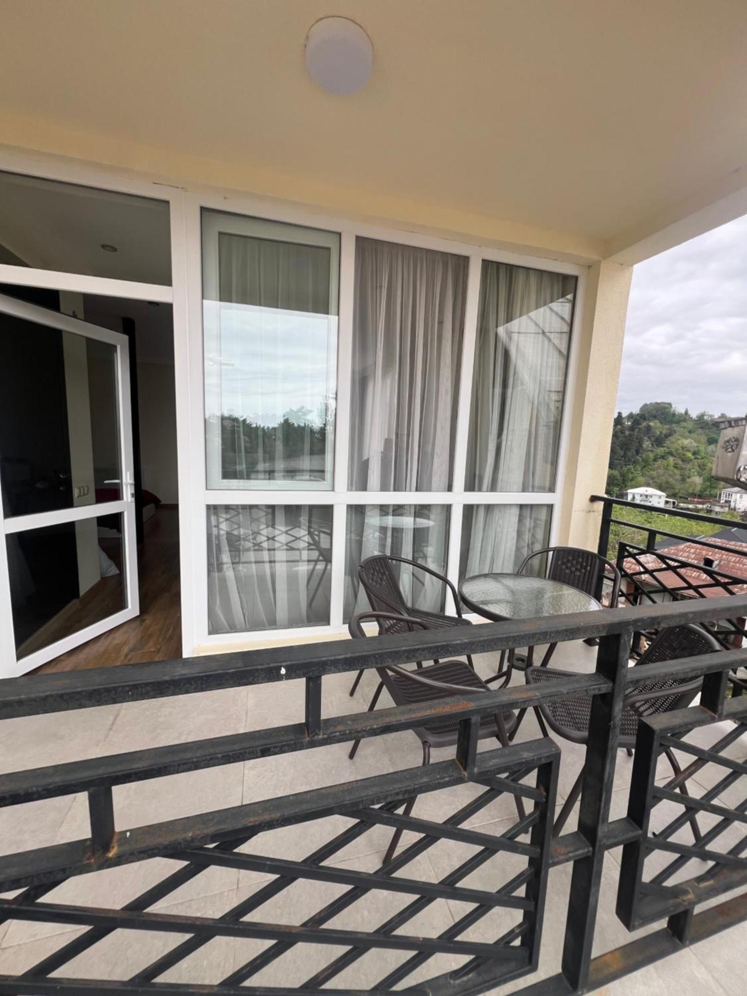 Green Cape Guest House Makhinjauri Εξωτερικό φωτογραφία
