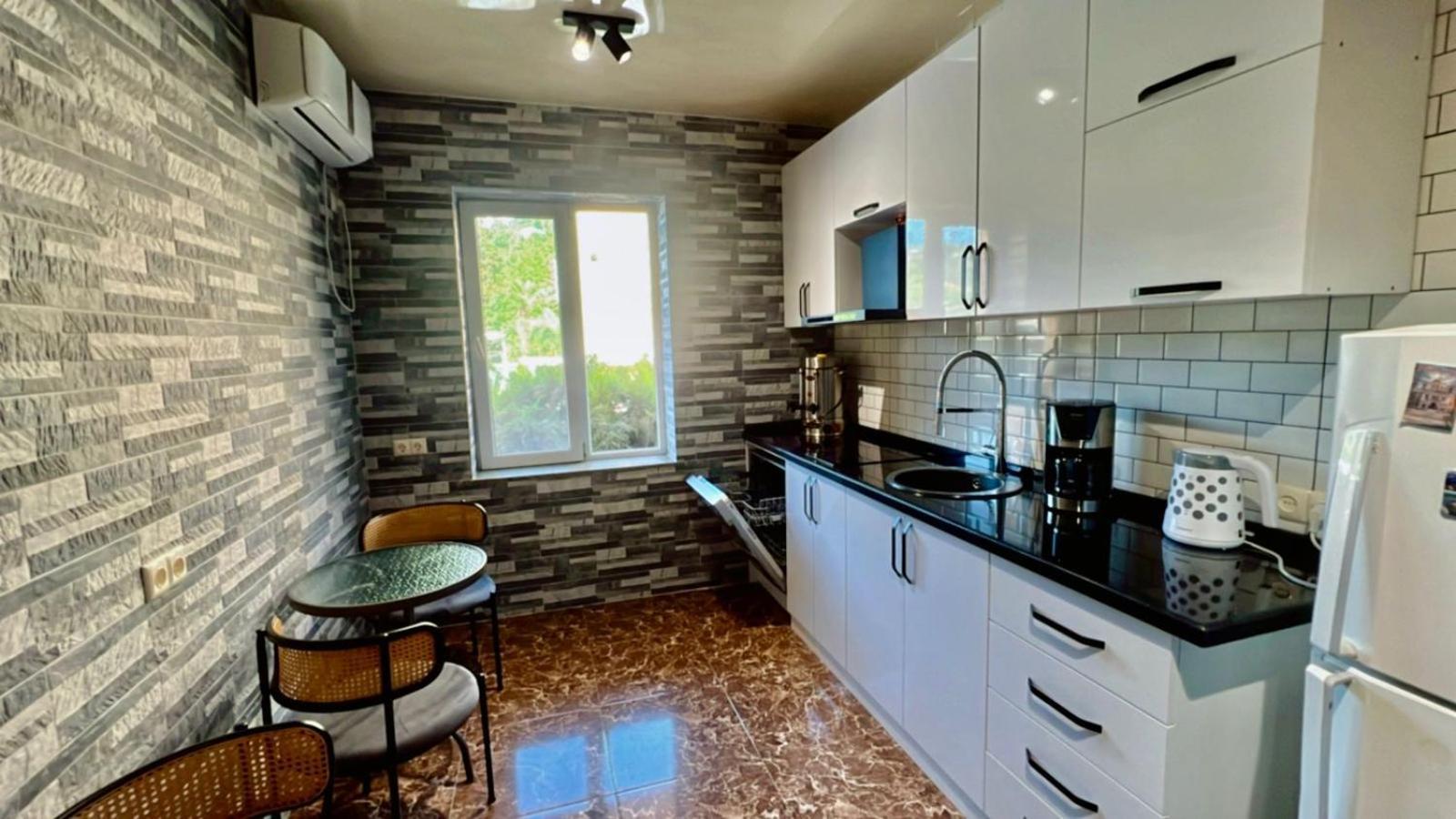 Green Cape Guest House Makhinjauri Εξωτερικό φωτογραφία